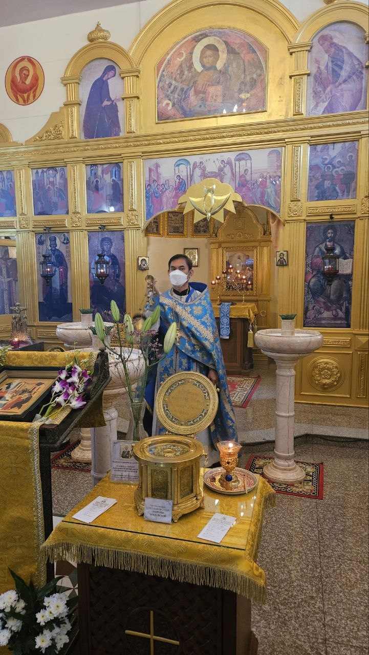 Божественная Литургия в честь праздника Рождества Пресвятой Богородицы